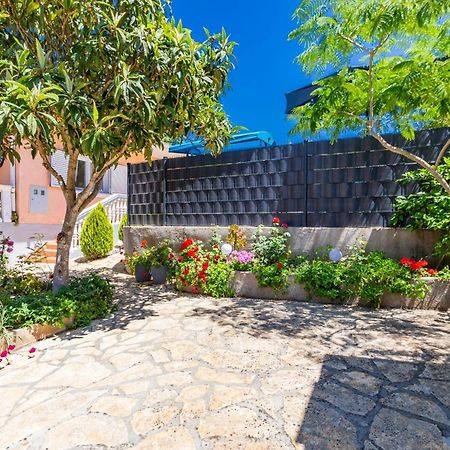 Holiday Home Flora Zadar Exterior foto