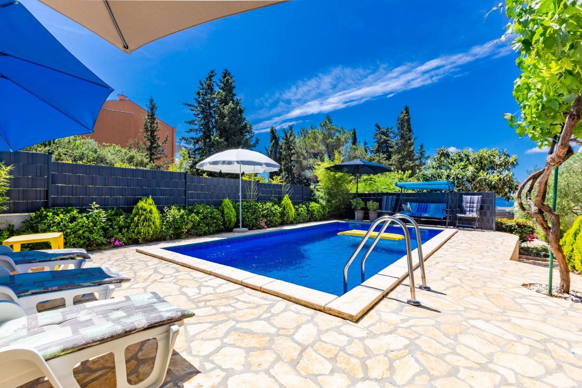 Holiday Home Flora Zadar Exterior foto