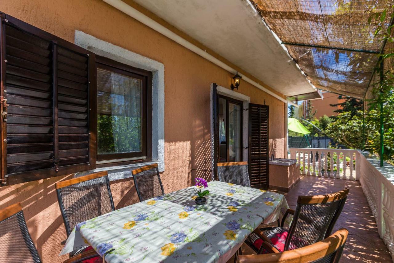 Holiday Home Flora Zadar Exterior foto
