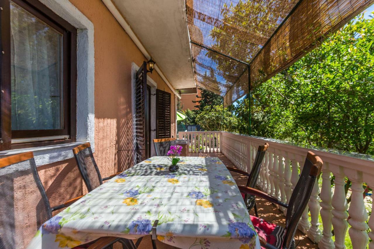 Holiday Home Flora Zadar Exterior foto