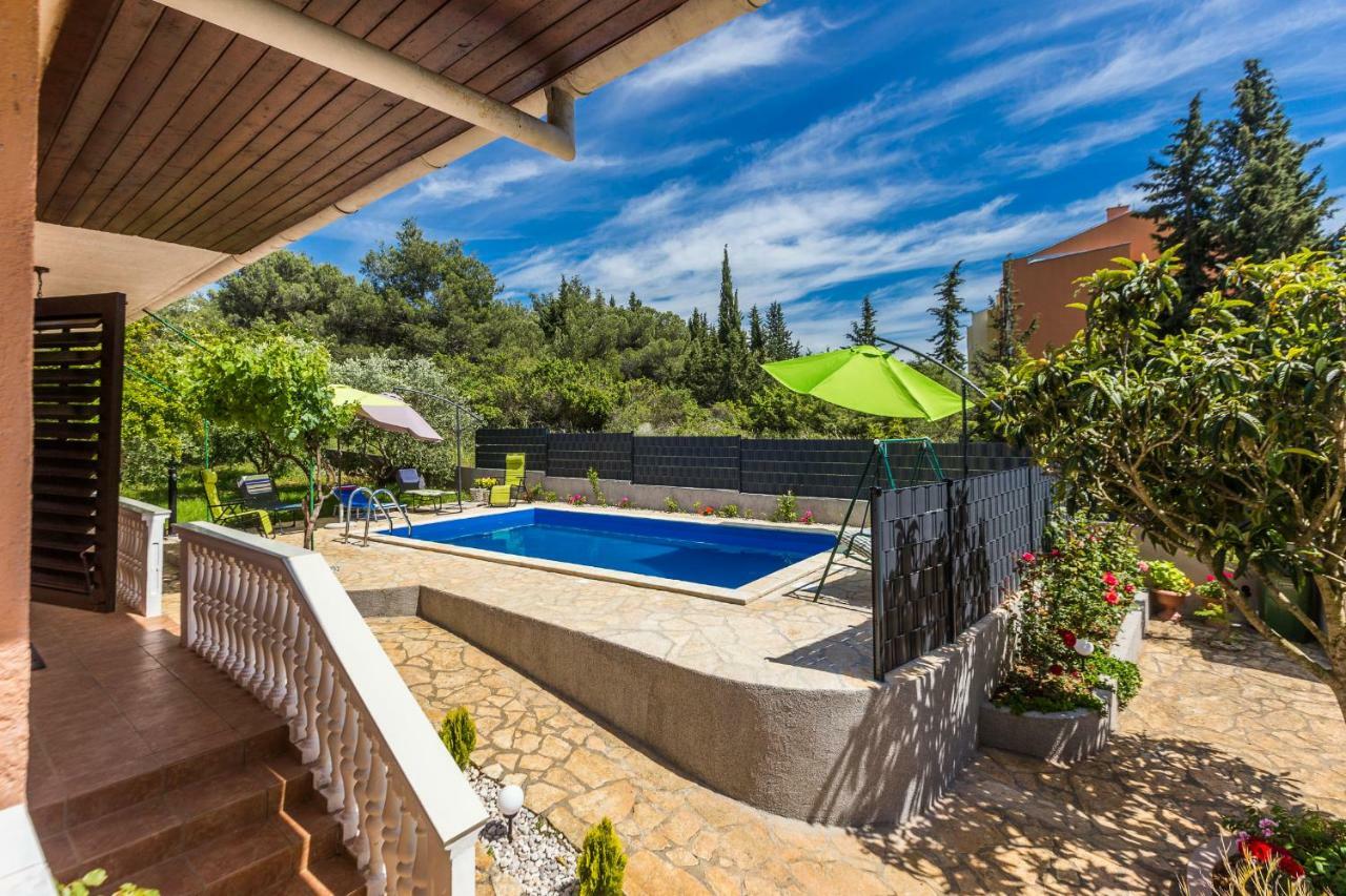 Holiday Home Flora Zadar Exterior foto